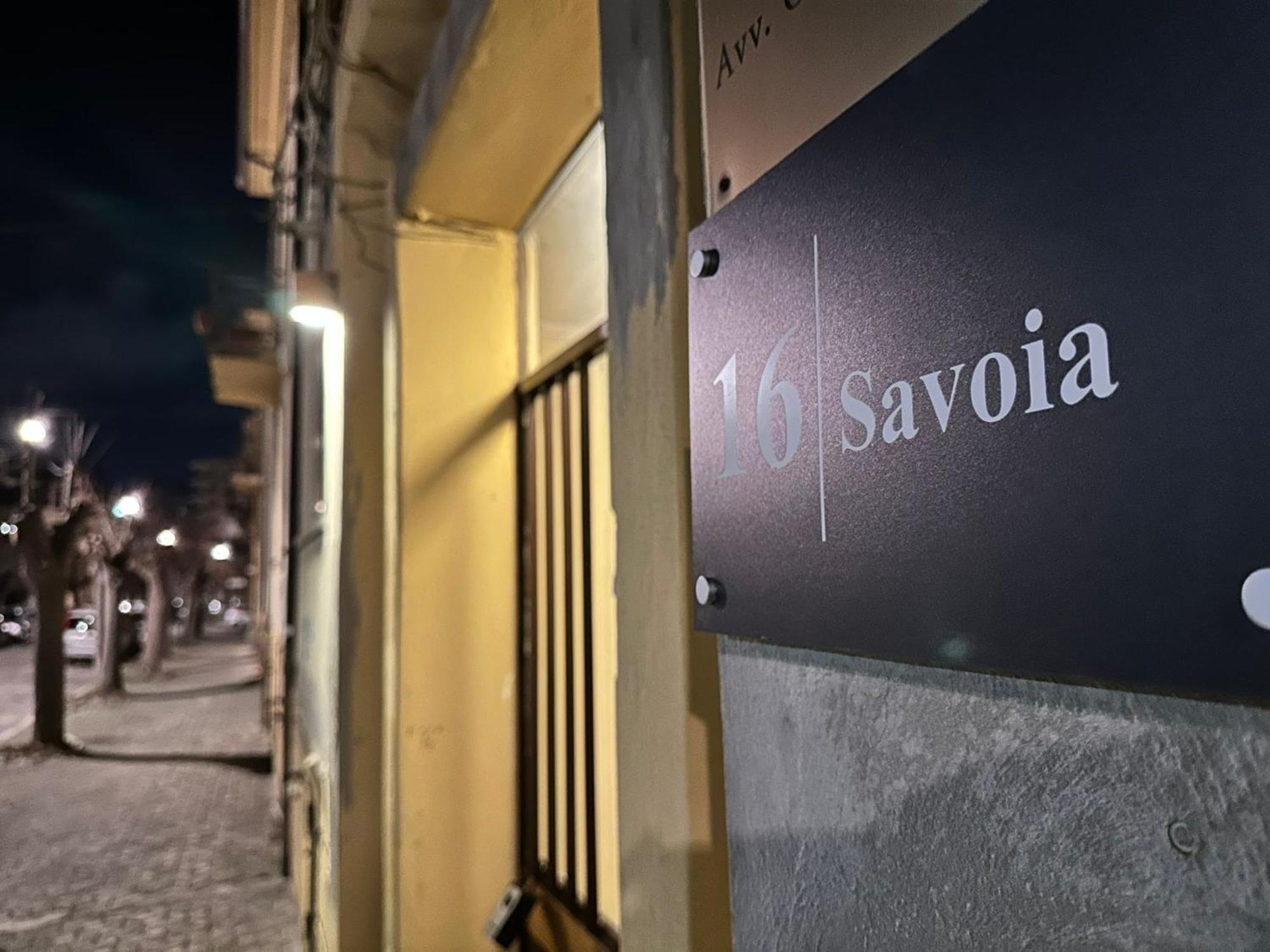 Cosenza Savoia 16 Appartement Buitenkant foto